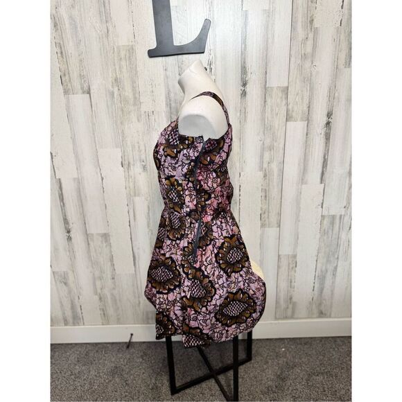 Fit and flare dress - Picture 3 of 6